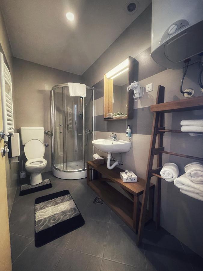 Falling Star Apartman Brzeće المظهر الخارجي الصورة