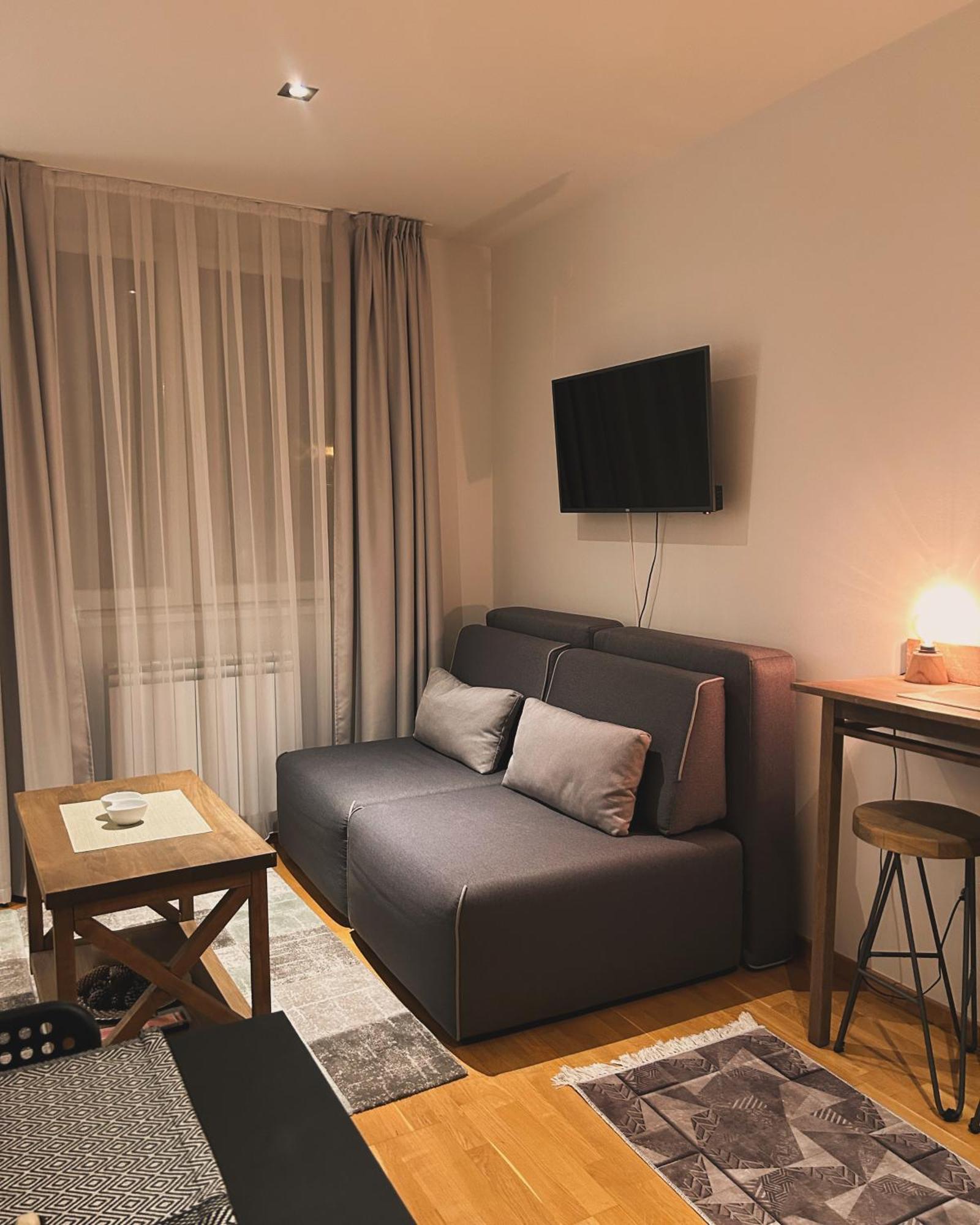 Falling Star Apartman Brzeće المظهر الخارجي الصورة